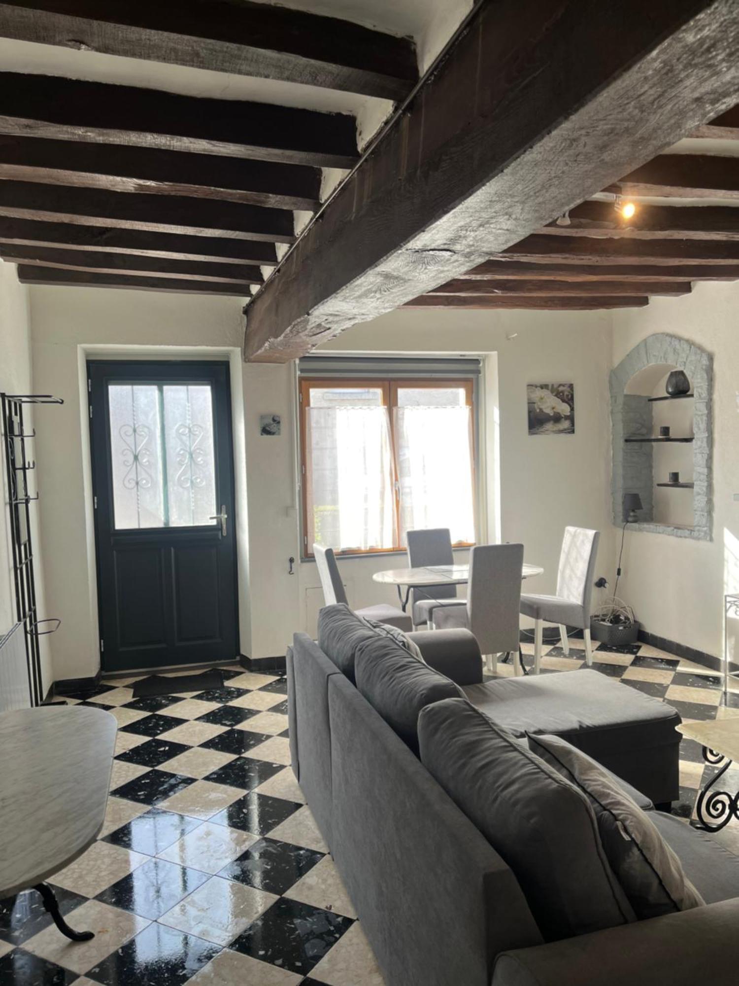 Stunning 2 Bedroom Townhouse In Pretty Village Mezieres-en-Brenne Ngoại thất bức ảnh